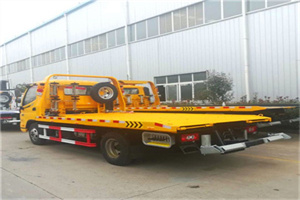 袁州区附近拖车救援搭电