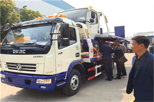 袁州区汽车道路救援拖车价格
